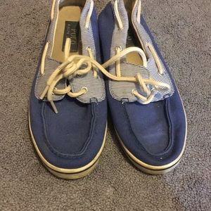 Boat shoes